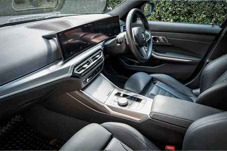  Driven to distraction  - drivers increasingly being put off by car tech