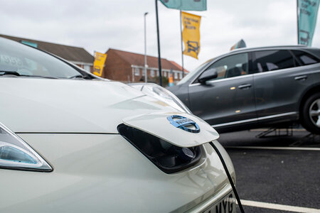 Nearly half of UK drivers rethink EV plans